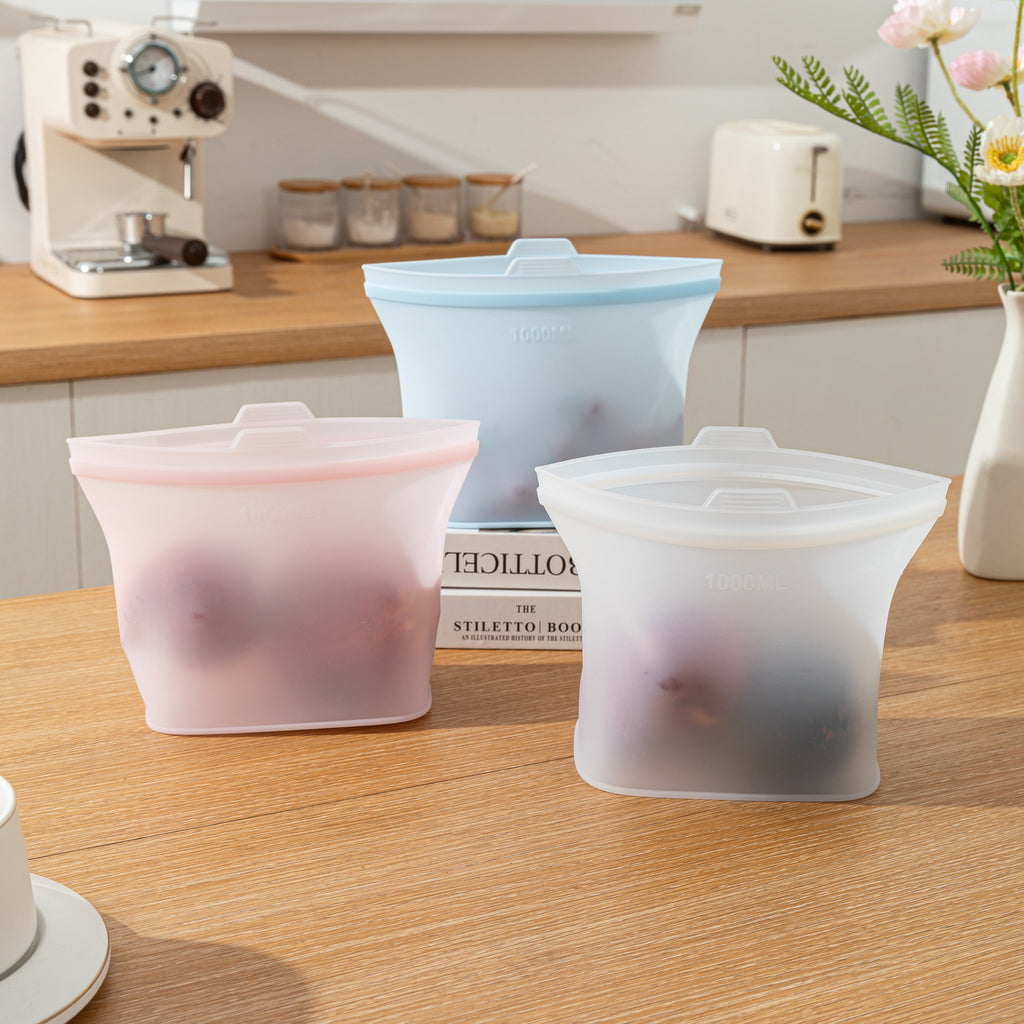 Self-standing multi-functional silicone food storage bag